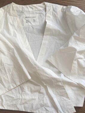 Wear Cisco wrap top